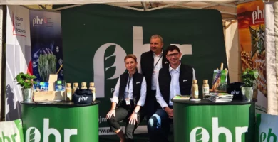 Doradcy Poznańskiej Hodowli Roślin. Dyrektor Sprzedaży i Marketingu - Joanna Chojnacka, Zastępca Dyrektora Sprzedaży i Marketingu, Kieronik Regionalny - Leszek Cichoszewski 2