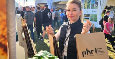 Doradcy Poznańskiej Hodowli Roślin. Dyrektor Sprzedaży i Marketingu - Joanna Chojnacka, Zastępca Dyrektora Sprzedaży i Marketingu, Kieronik Regionalny - Leszek Cichoszewski.