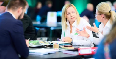 Od prawej Joanna Chojnacka - Dyrektor ds. Marketingu i Sprzedaży, Dorota Jasińska - Dyrektor ds. Hodowli - Naczelny Hodowca