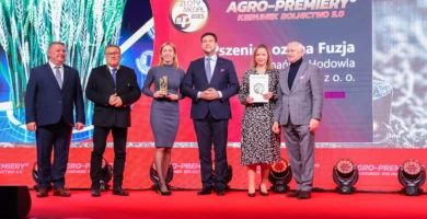 Odbiór Medalu dla Pszenicy ozimej Fuzja przez przedstawicieli Poznańskiej Hodowli Rośłin, podczas Agro Premiery 2025