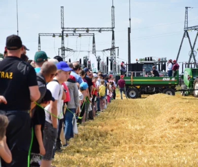 Pokazy żniwa i siew 2023 zgromadziły miłośników rolnictwa!