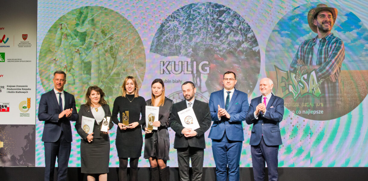 Statuetki Złote Medale 2024 dla odmian: Pszenica ozima Essa, Groch siewny Jowisz, Łubin biały Kulig